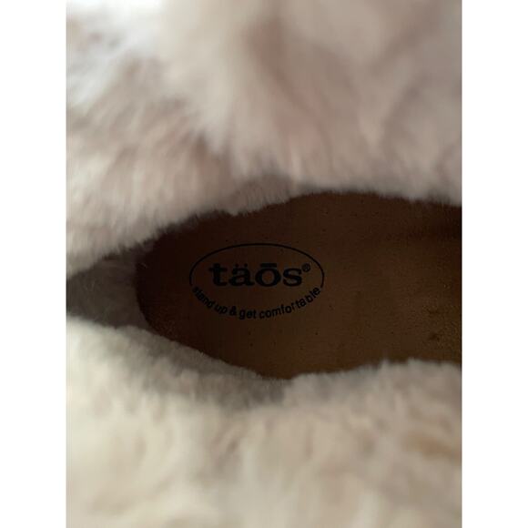 TAOS Future Mid Women's Size 11 Chestnut Brown Suede Faux Fur Lining Bootie - Picture 8 of 9